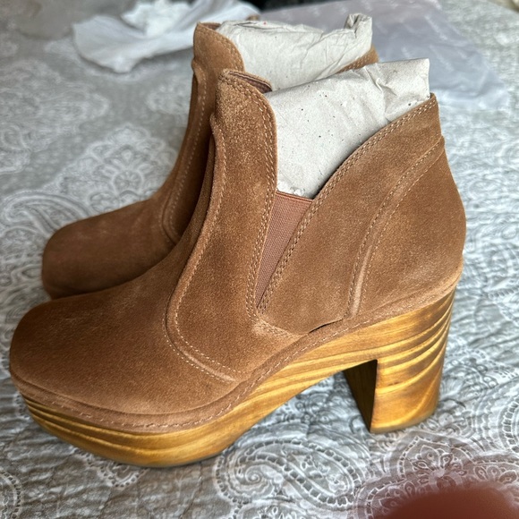 Matisse Jolie Platform Bootie in Tobacco Suede Size 9 - Picture 2 of 5